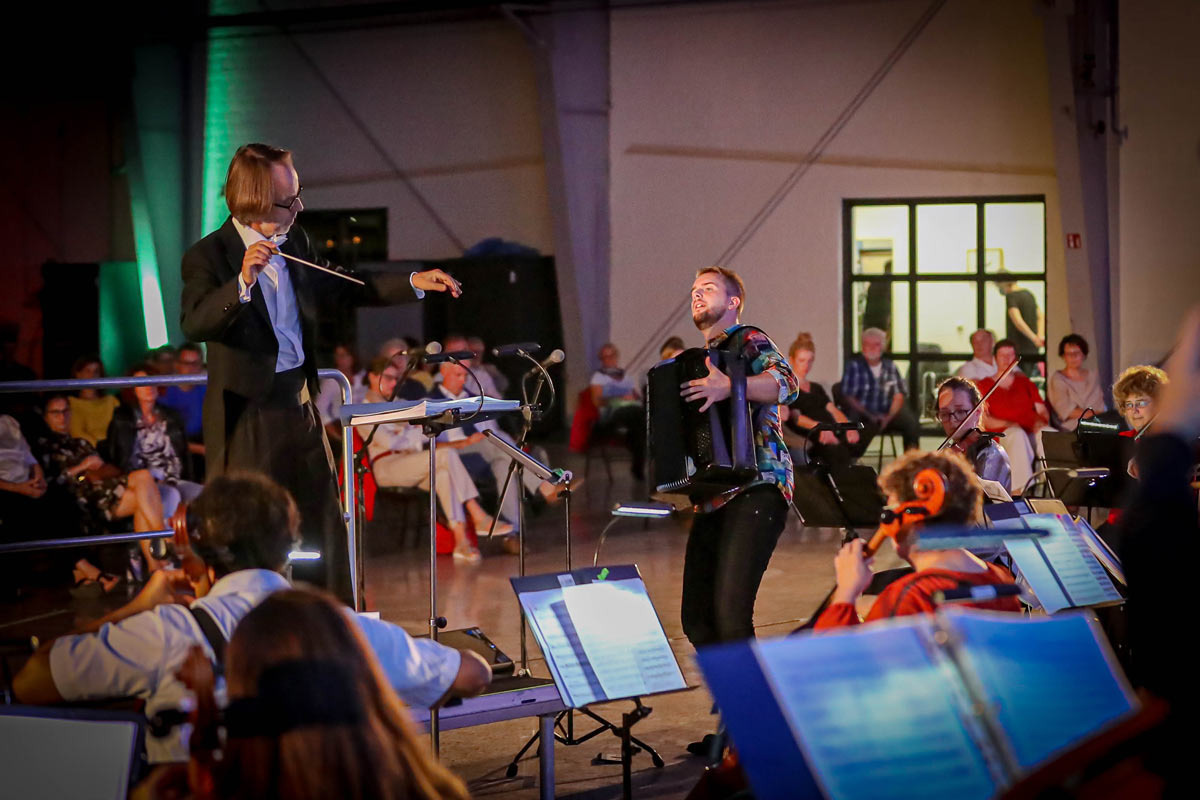 1. Hangarkonzert 2020 - mit Krystian Palagy