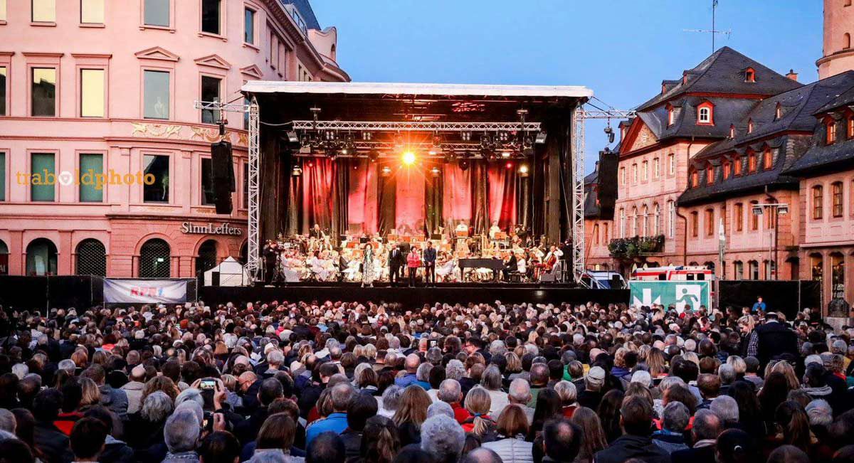 Sinfonietta Mainz - Symphonic Rock Night Domplatz Mainz